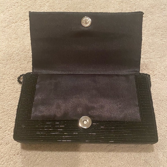 NWOT party clutch - Picture 3 of 4